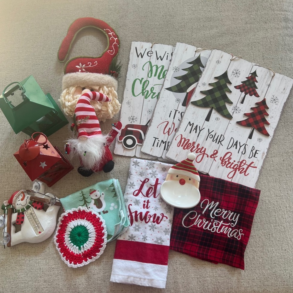 Christmas Holiday Decor Bundle Signs Lanterns Gnome Santa Towels 13 Piece Set